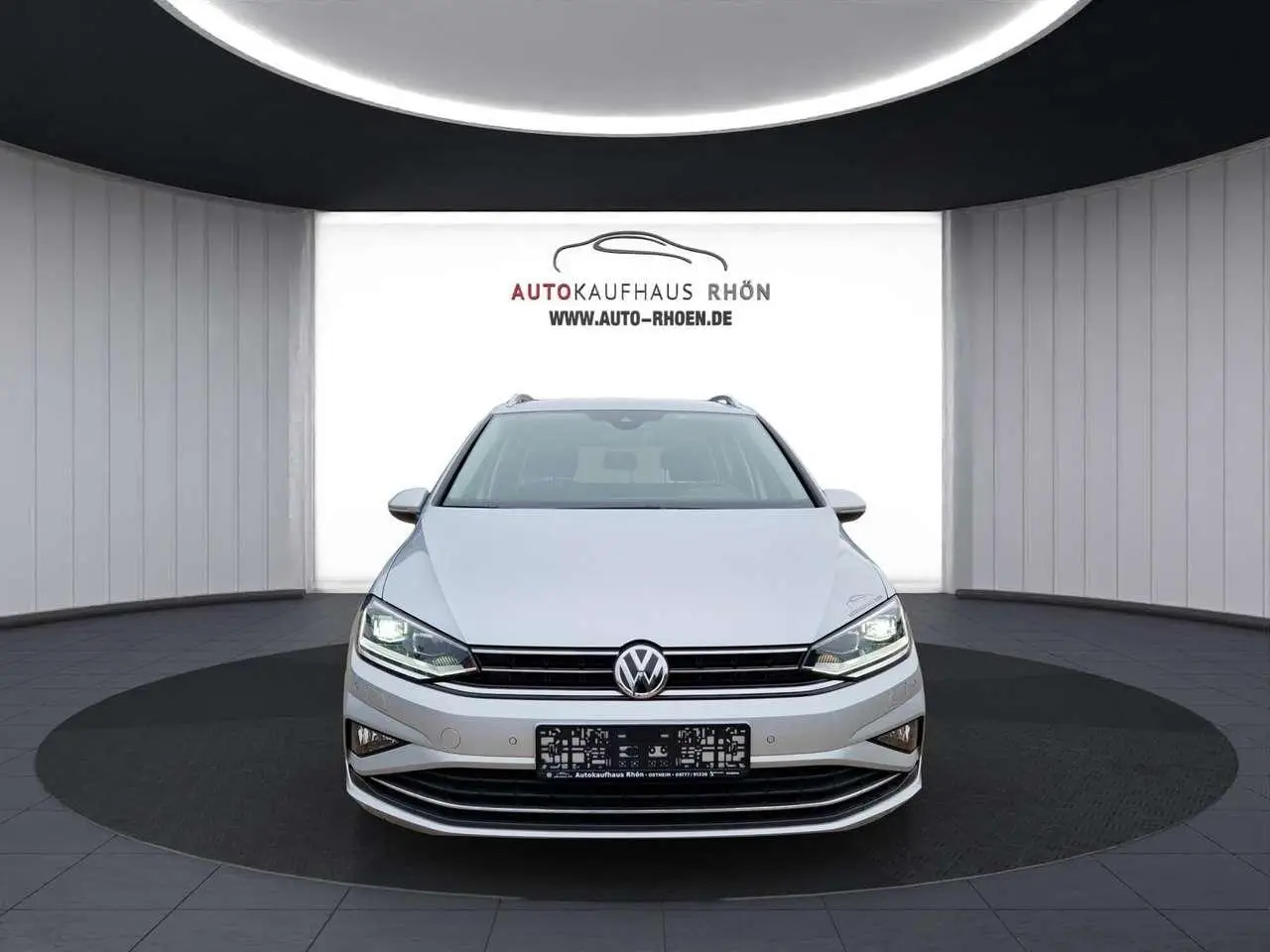 Photo 1 : Volkswagen Golf 2020 Essence