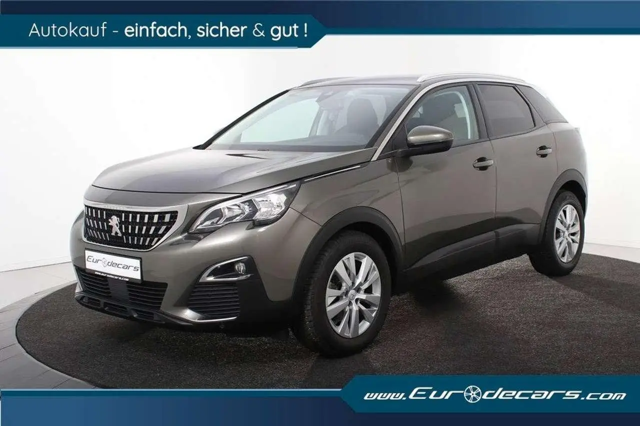 Photo 1 : Peugeot 3008 2019 Petrol