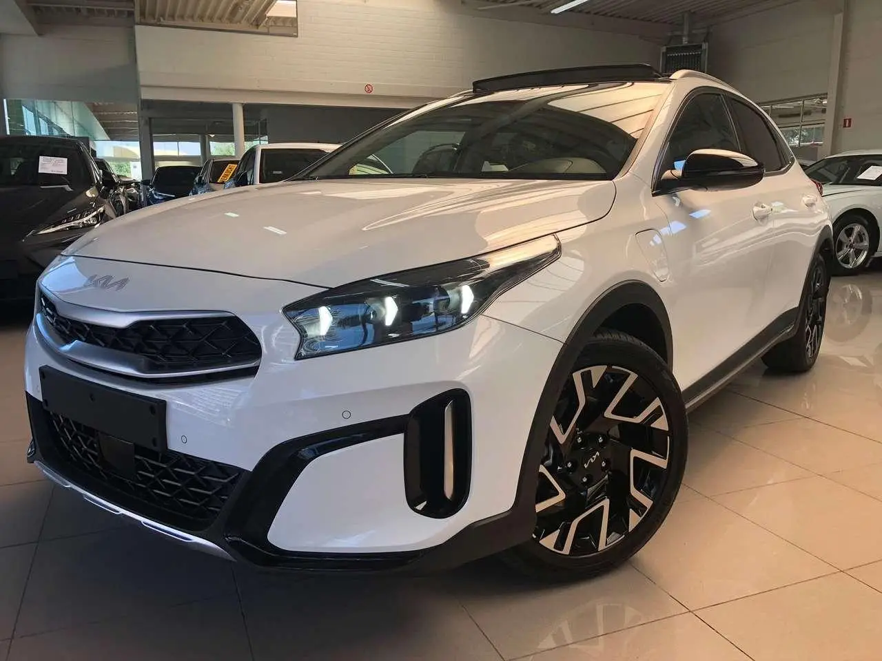 Photo 1 : Kia Xceed 2024 Hybride