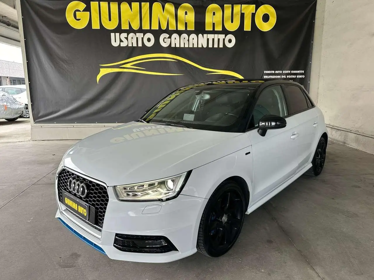 Photo 1 : Audi A1 2018 Diesel