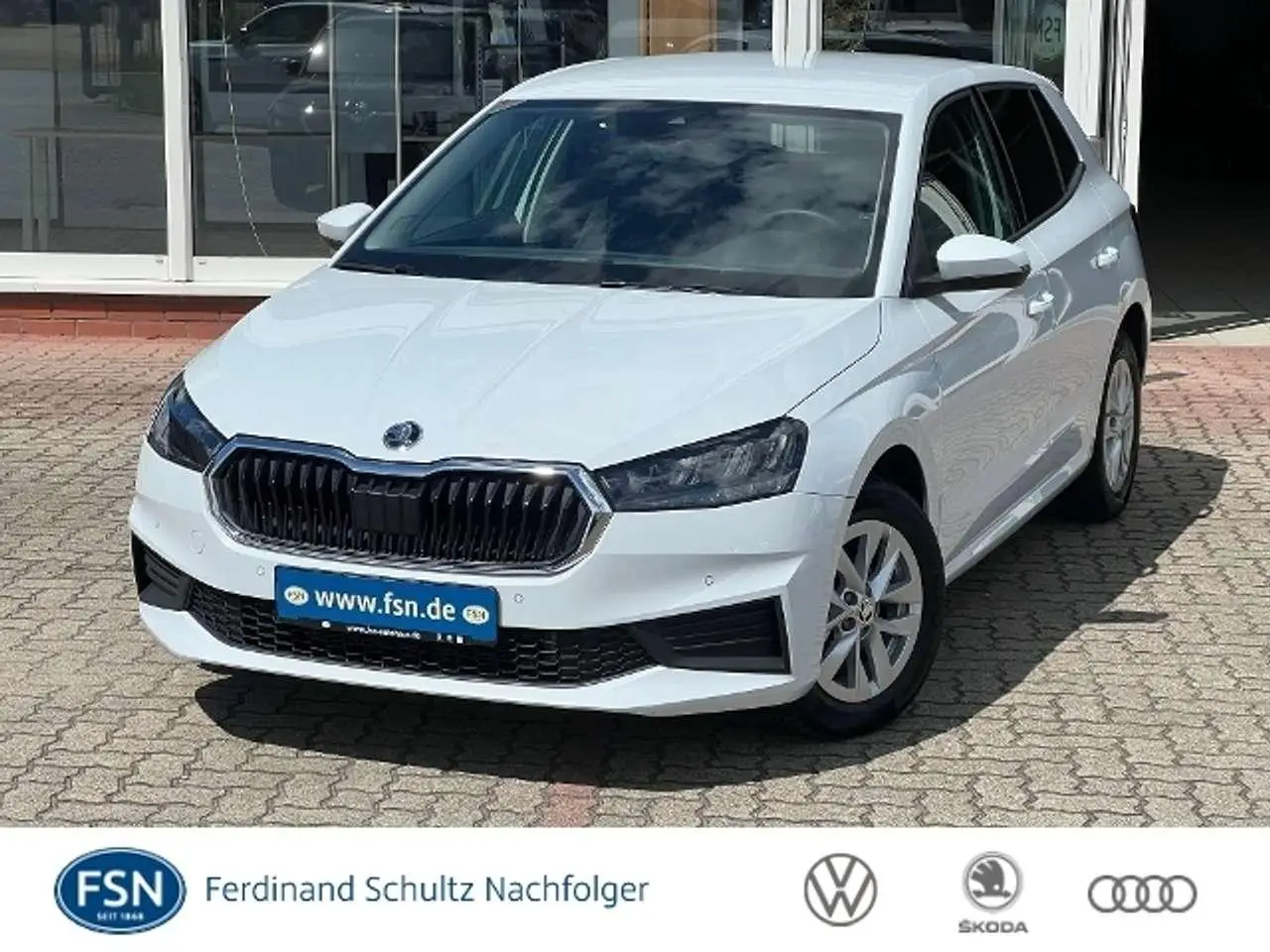 Photo 1 : Skoda Fabia 2023 Petrol