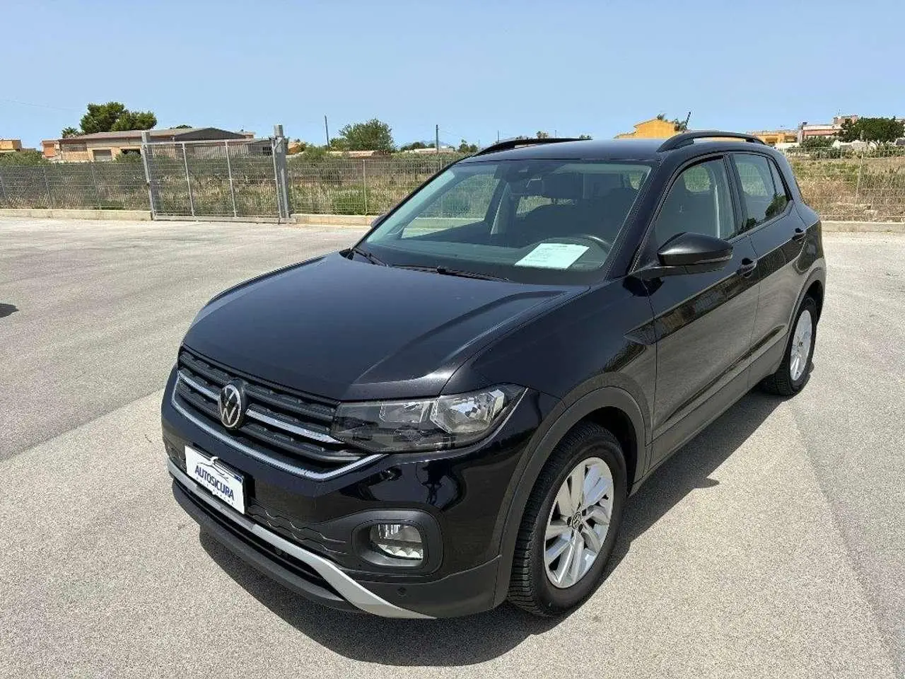 Photo 1 : Volkswagen T-cross 2021 Petrol