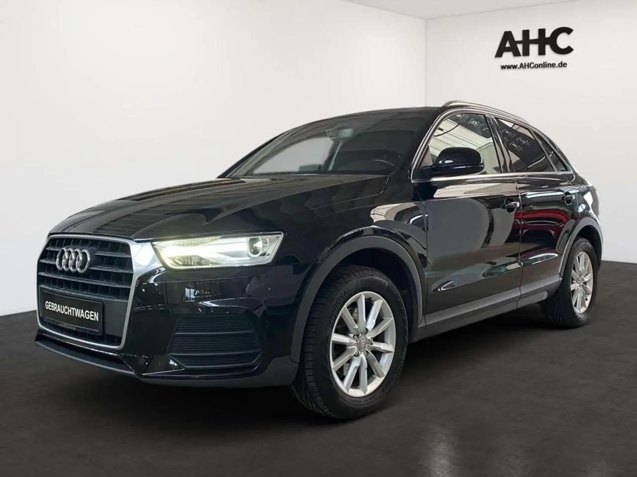 Photo 1 : Audi Q3 2016 Petrol