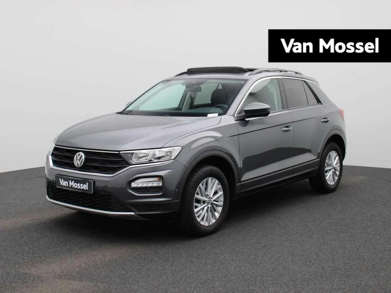 Photo 1 : Volkswagen T-roc 2020 Essence