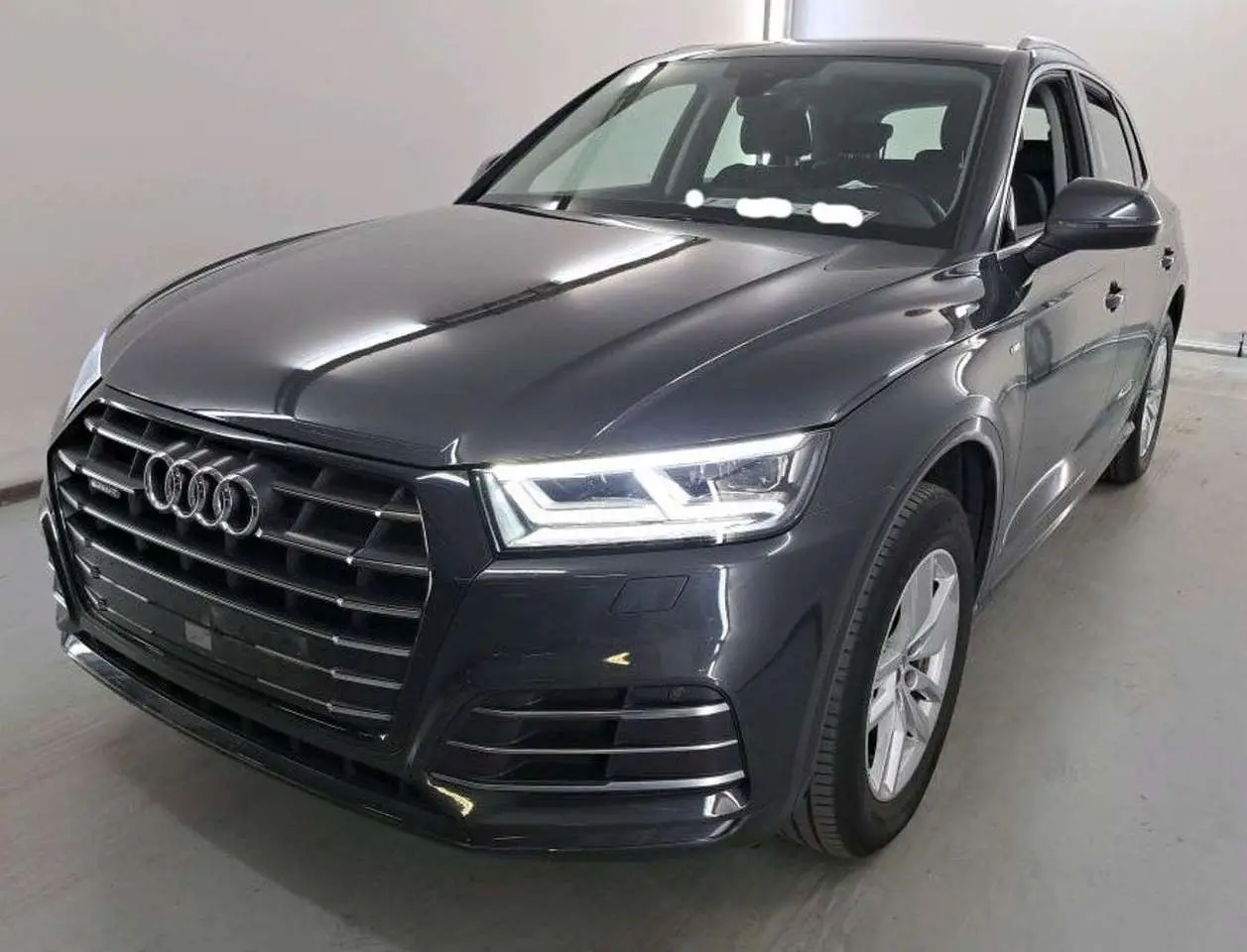 Photo 1 : Audi Q5 2019 Hybride