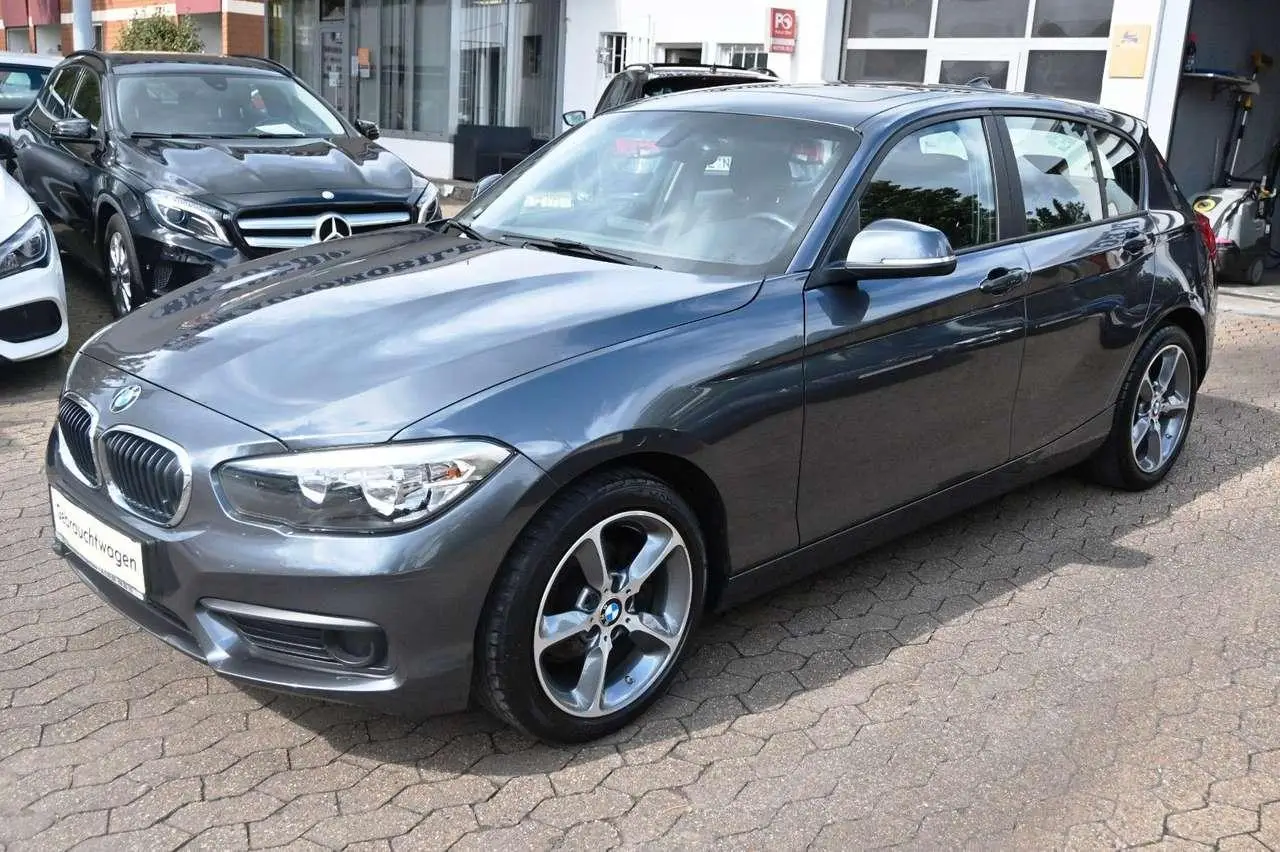 Photo 1 : Bmw Serie 1 2015 Petrol