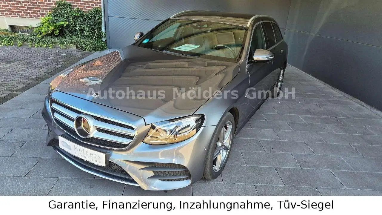 Photo 1 : Mercedes-benz Classe E 2020 Hybrid