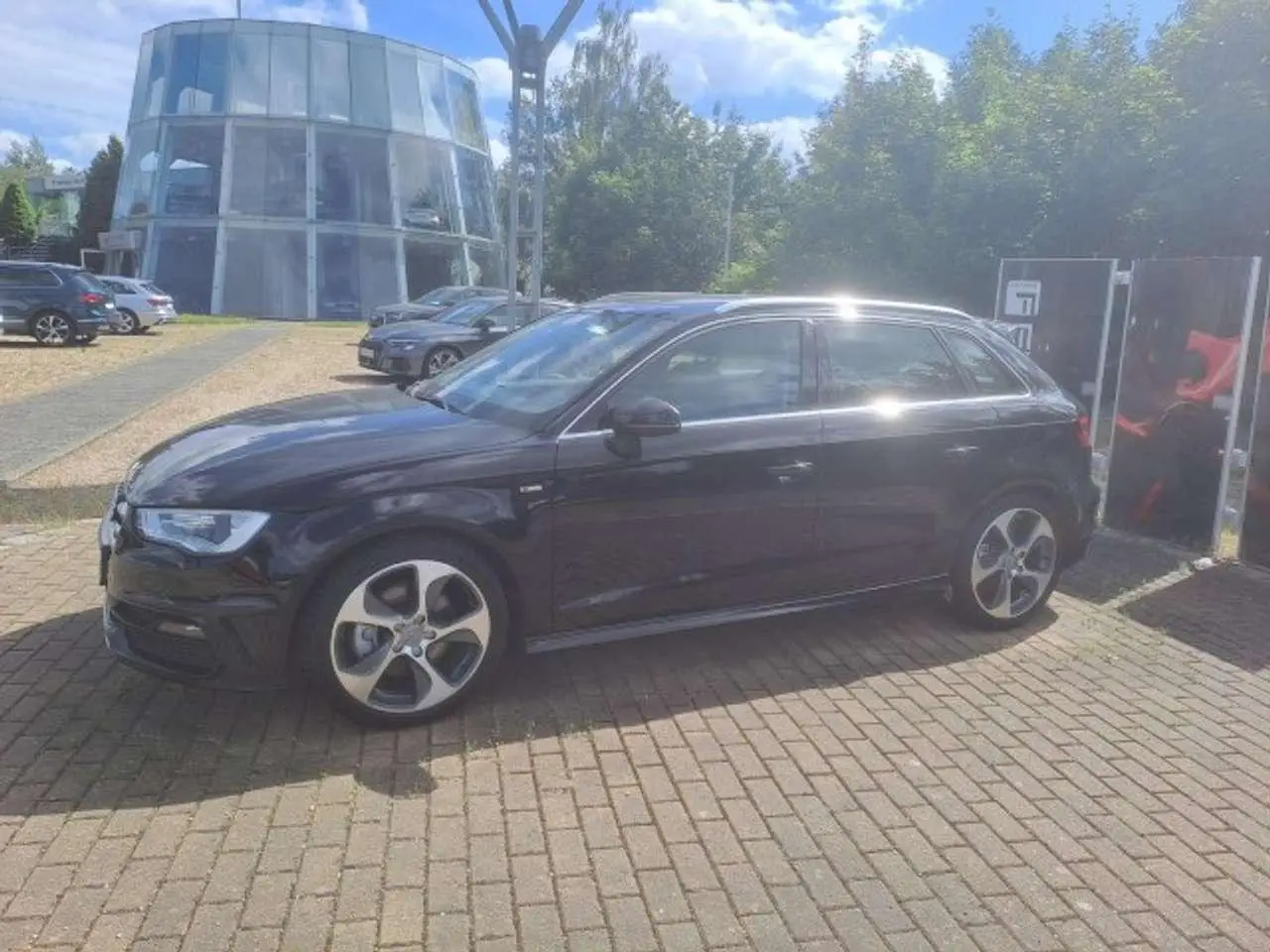 Photo 1 : Audi A3 2015 Petrol