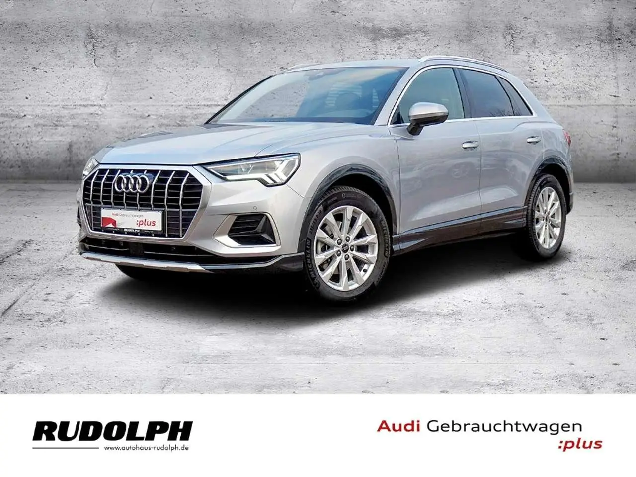 Photo 1 : Audi Q3 2023 Essence