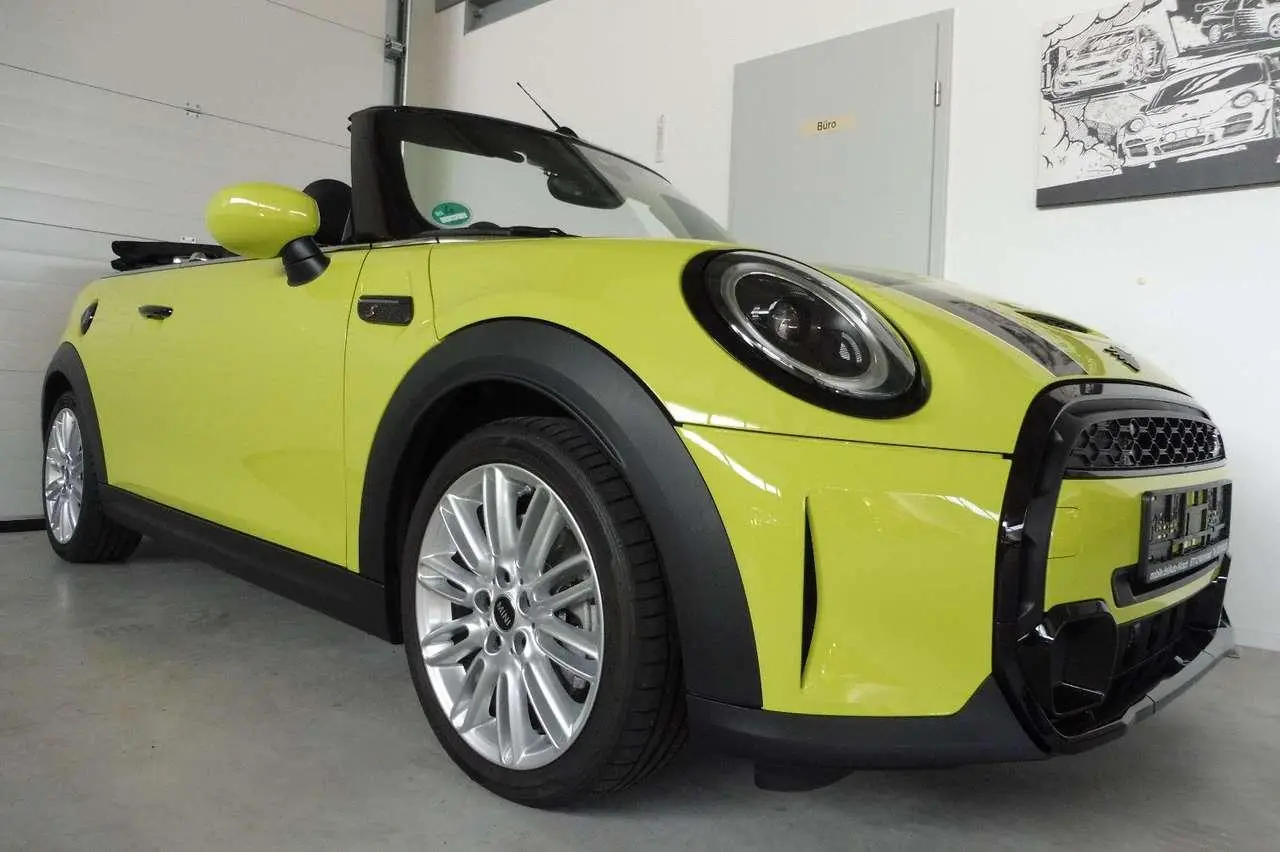 Photo 1 : Mini Cooper 2023 Petrol