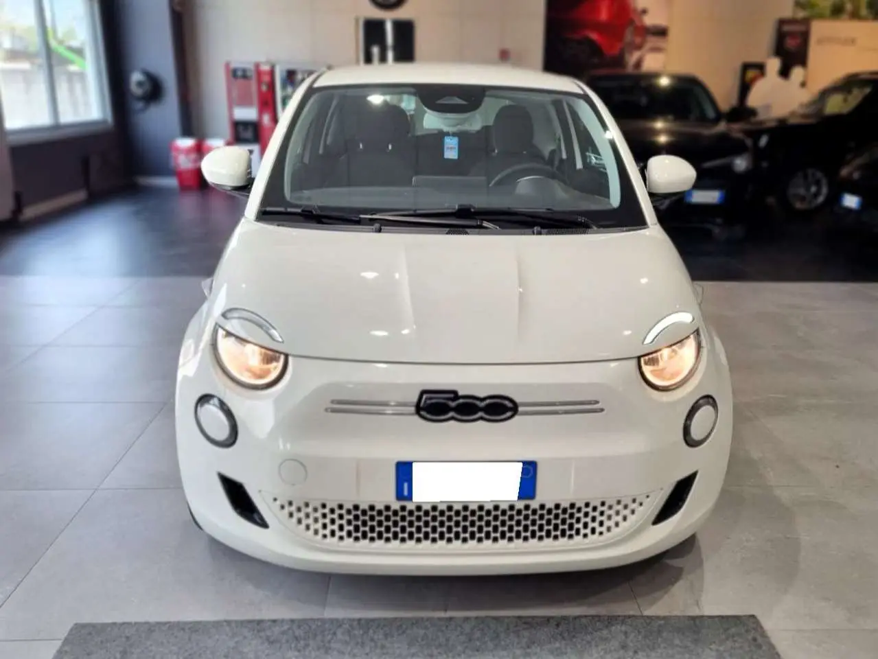 Photo 1 : Fiat 500 2023 Électrique