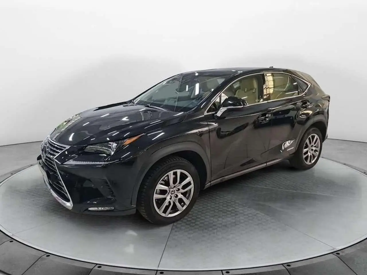 Photo 1 : Lexus Nx 2020 Hybride