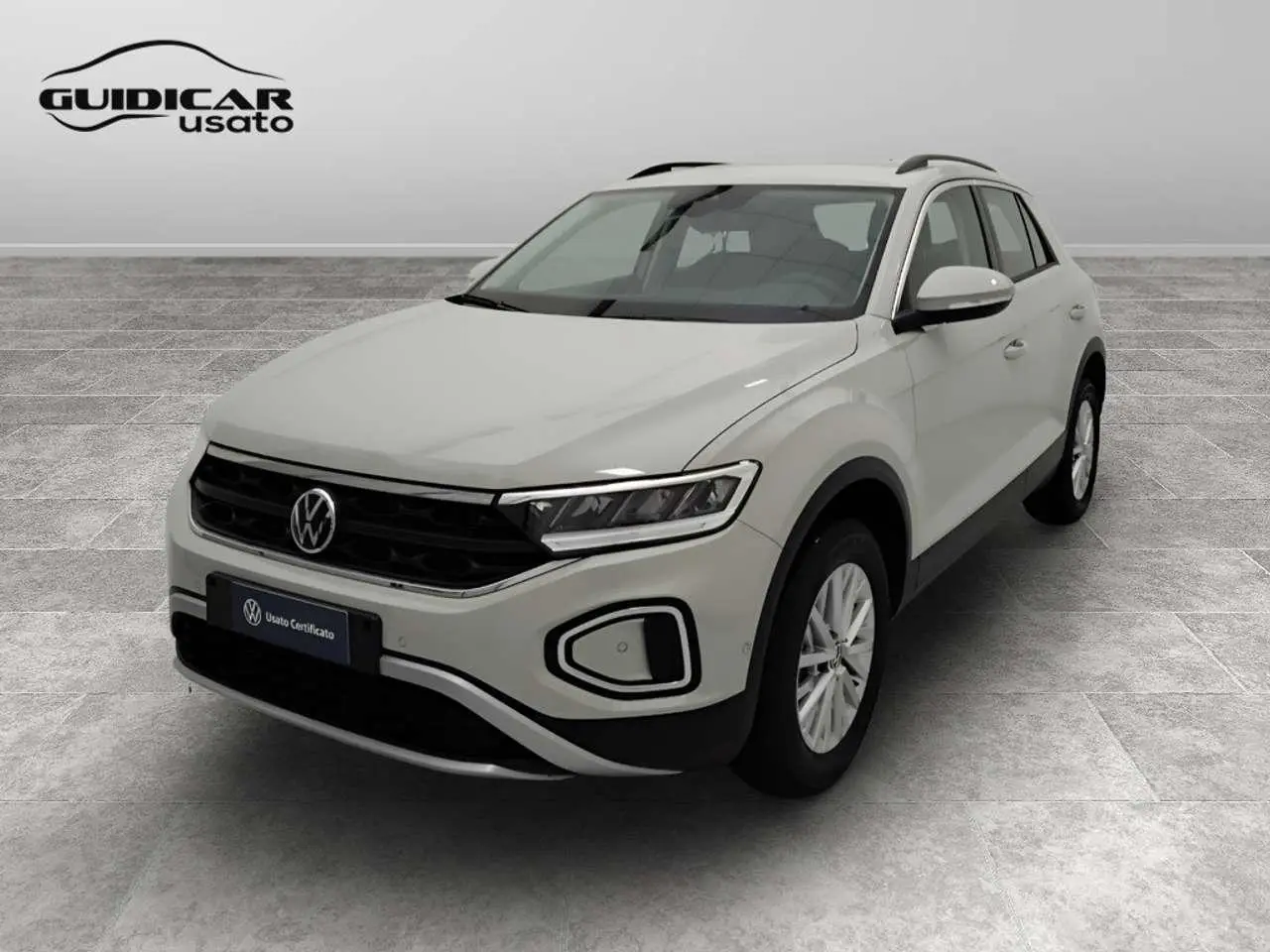 Photo 1 : Volkswagen T-roc 2024 Diesel