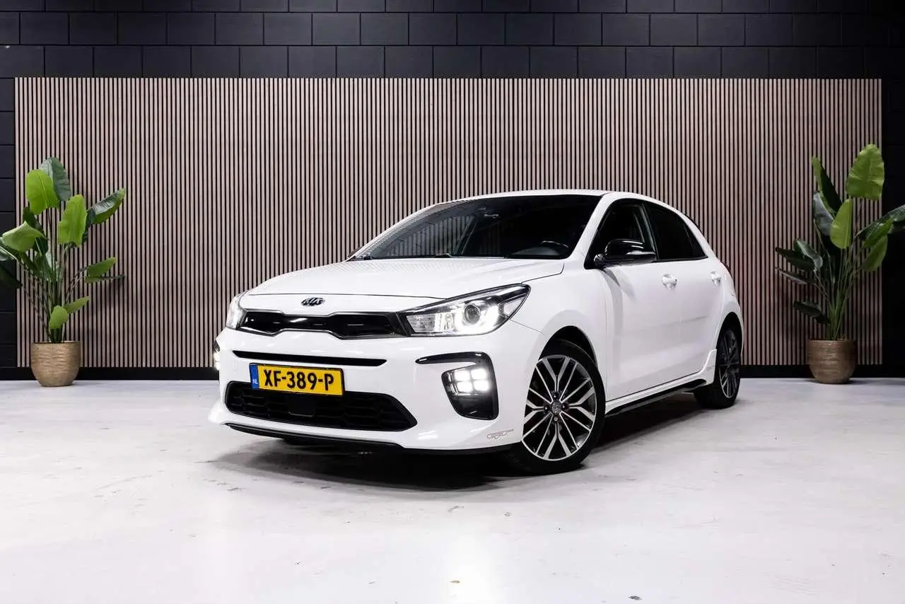 Photo 1 : Kia Rio 2019 Petrol