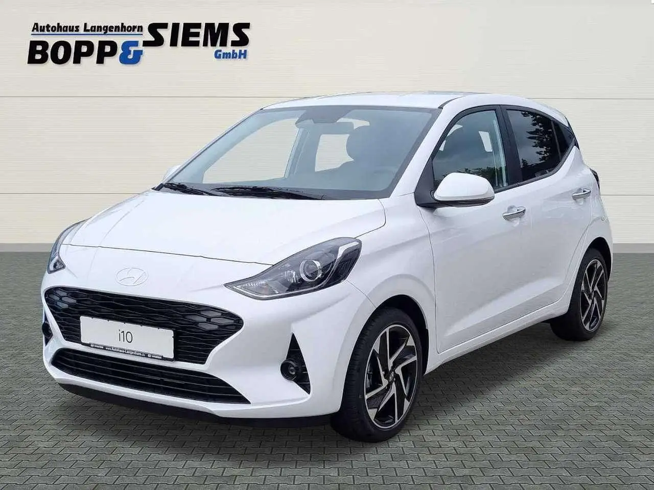 Photo 1 : Hyundai I10 2024 Petrol