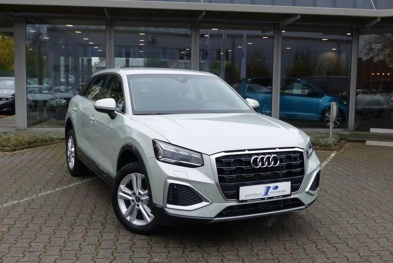 Photo 1 : Audi Q2 2024 Essence