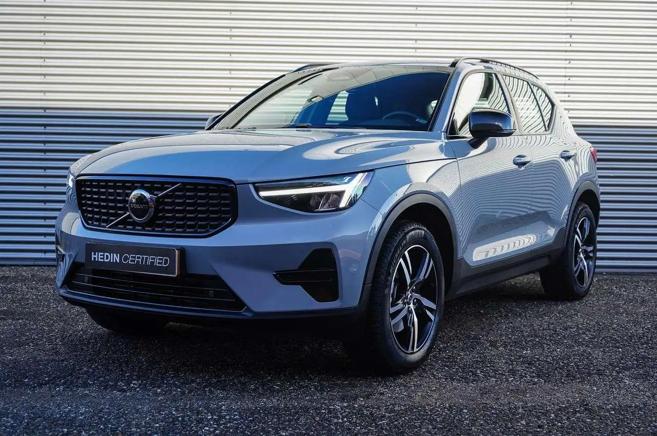 Photo 1 : Volvo Xc40 2024 Hybride