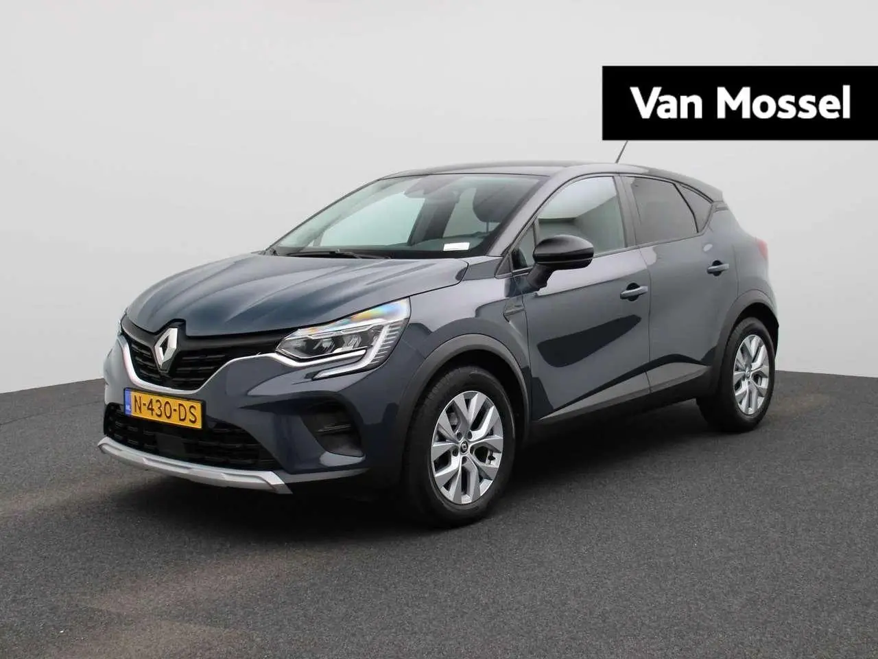 Photo 1 : Renault Captur 2021 Essence