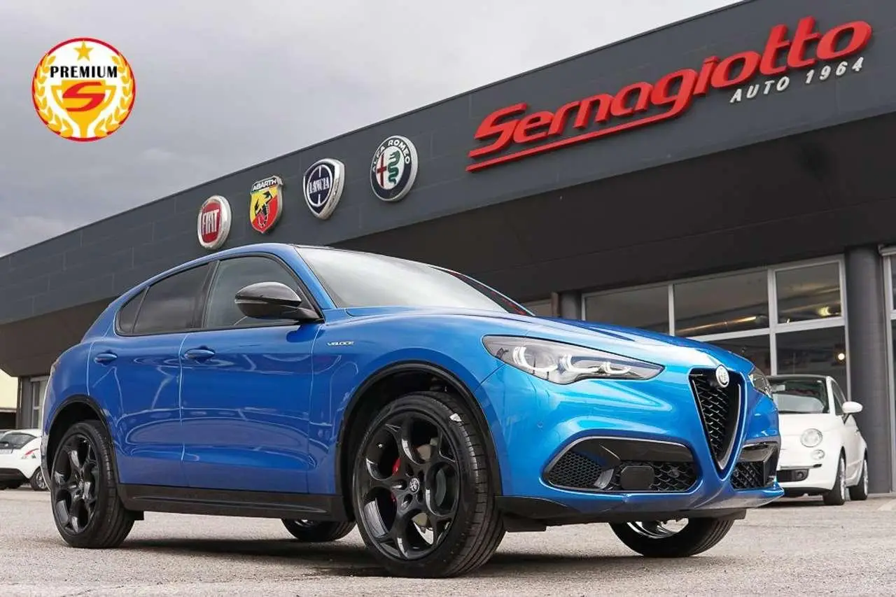 Photo 1 : Alfa Romeo Stelvio 2024 Essence