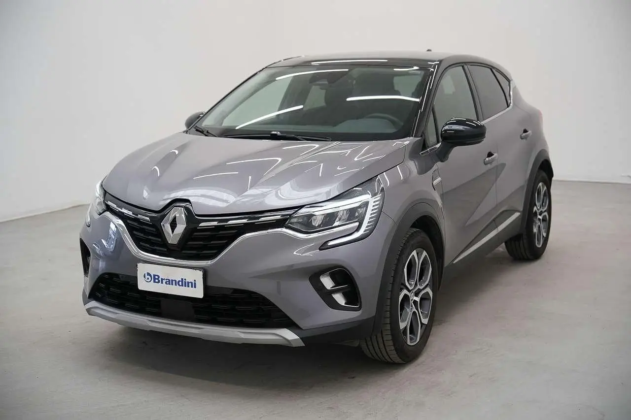 Photo 1 : Renault Captur 2023 Essence