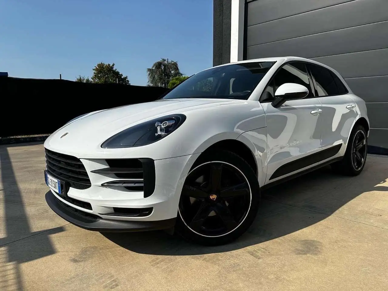 Photo 1 : Porsche Macan 2019 Essence