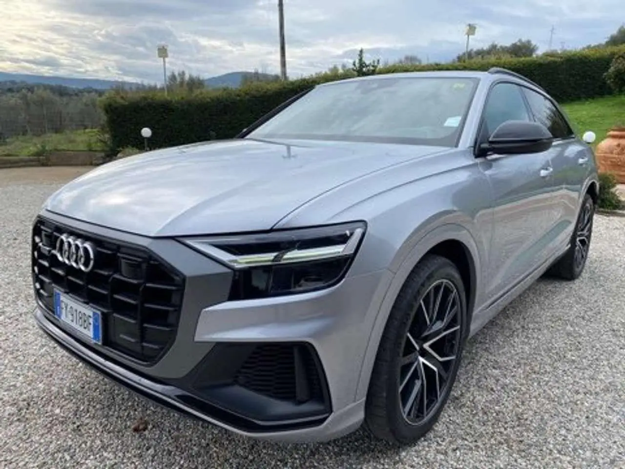 Photo 1 : Audi Q8 2019 Hybride