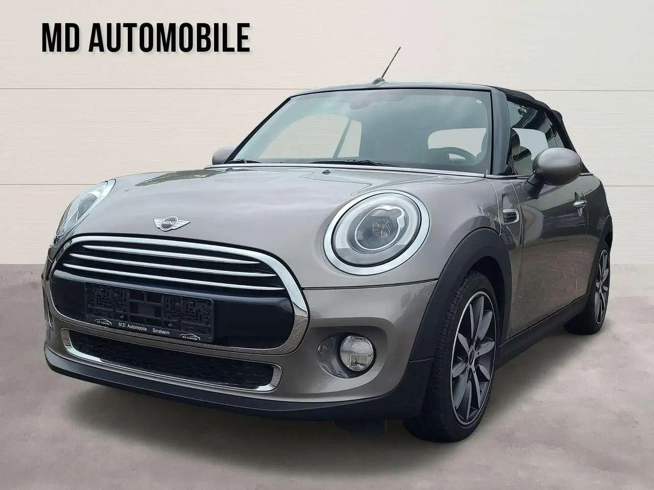 Photo 1 : Mini Cooper 2016 Petrol