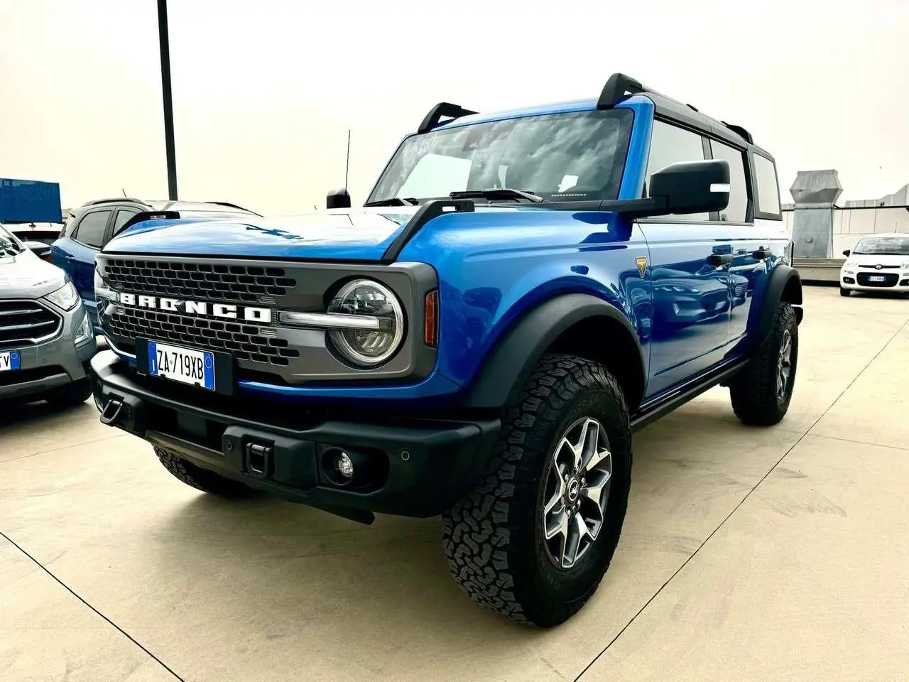 Photo 1 : Ford Bronco 2023 Petrol