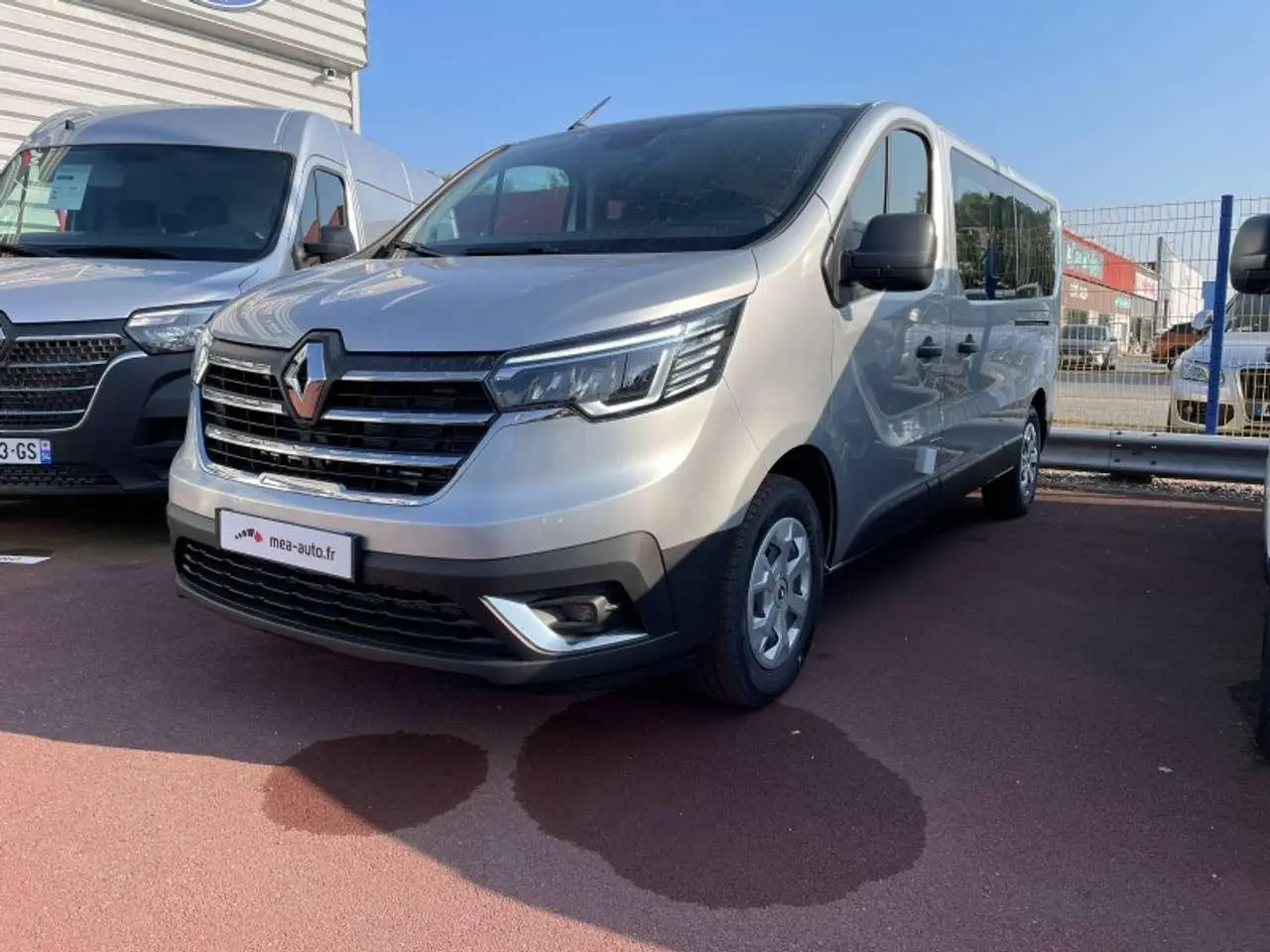 Photo 1 : Renault Trafic 2024 Diesel