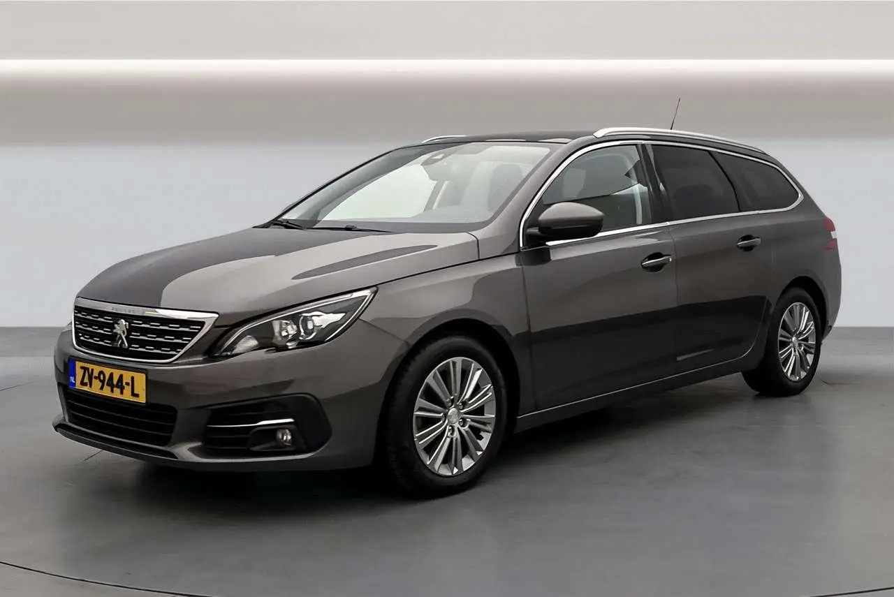 Photo 1 : Peugeot 308 2019 Petrol