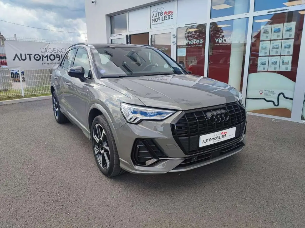 Photo 1 : Audi Q3 2022 Non renseigné