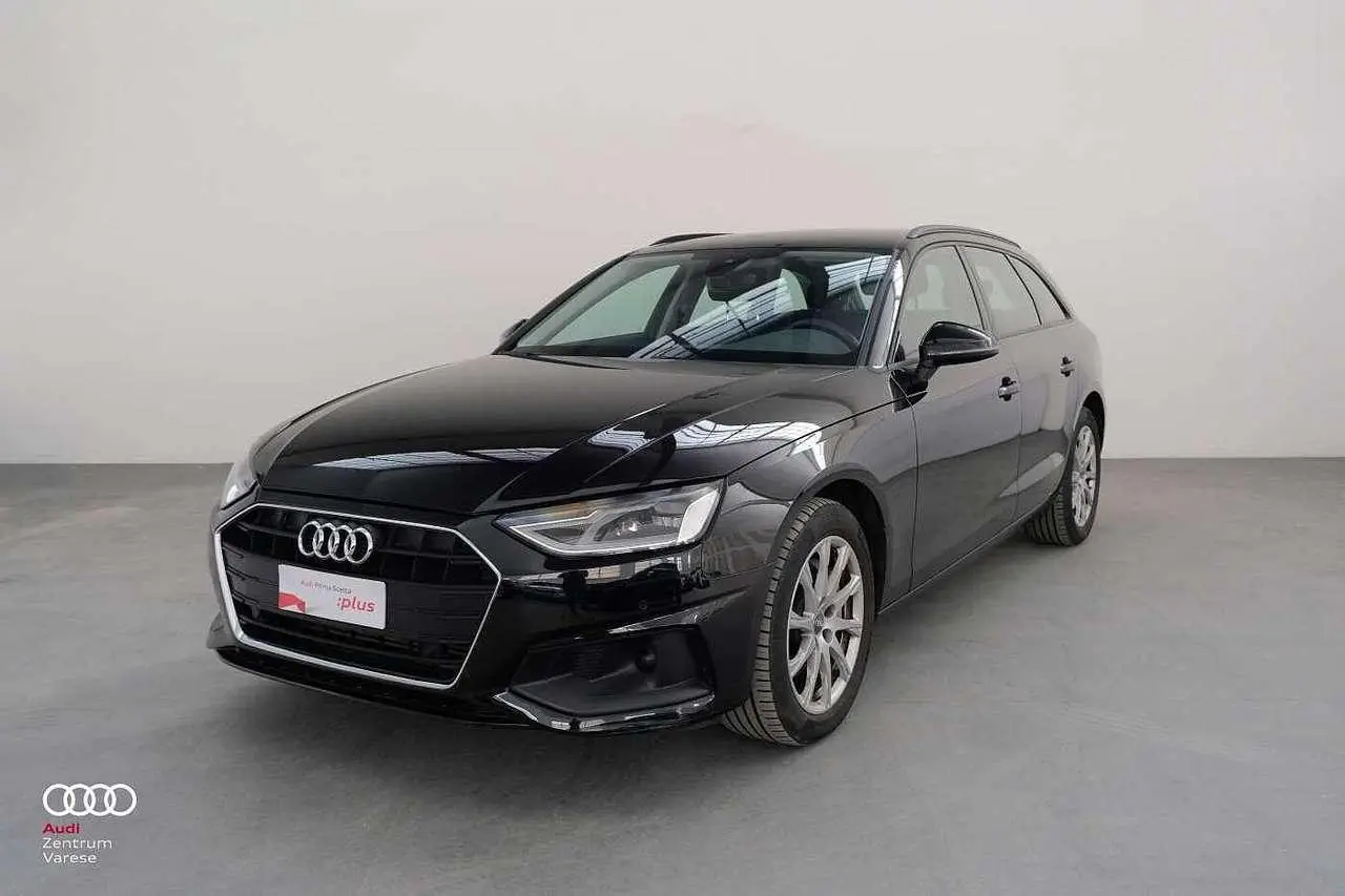 Photo 1 : Audi A4 2020 Hybride