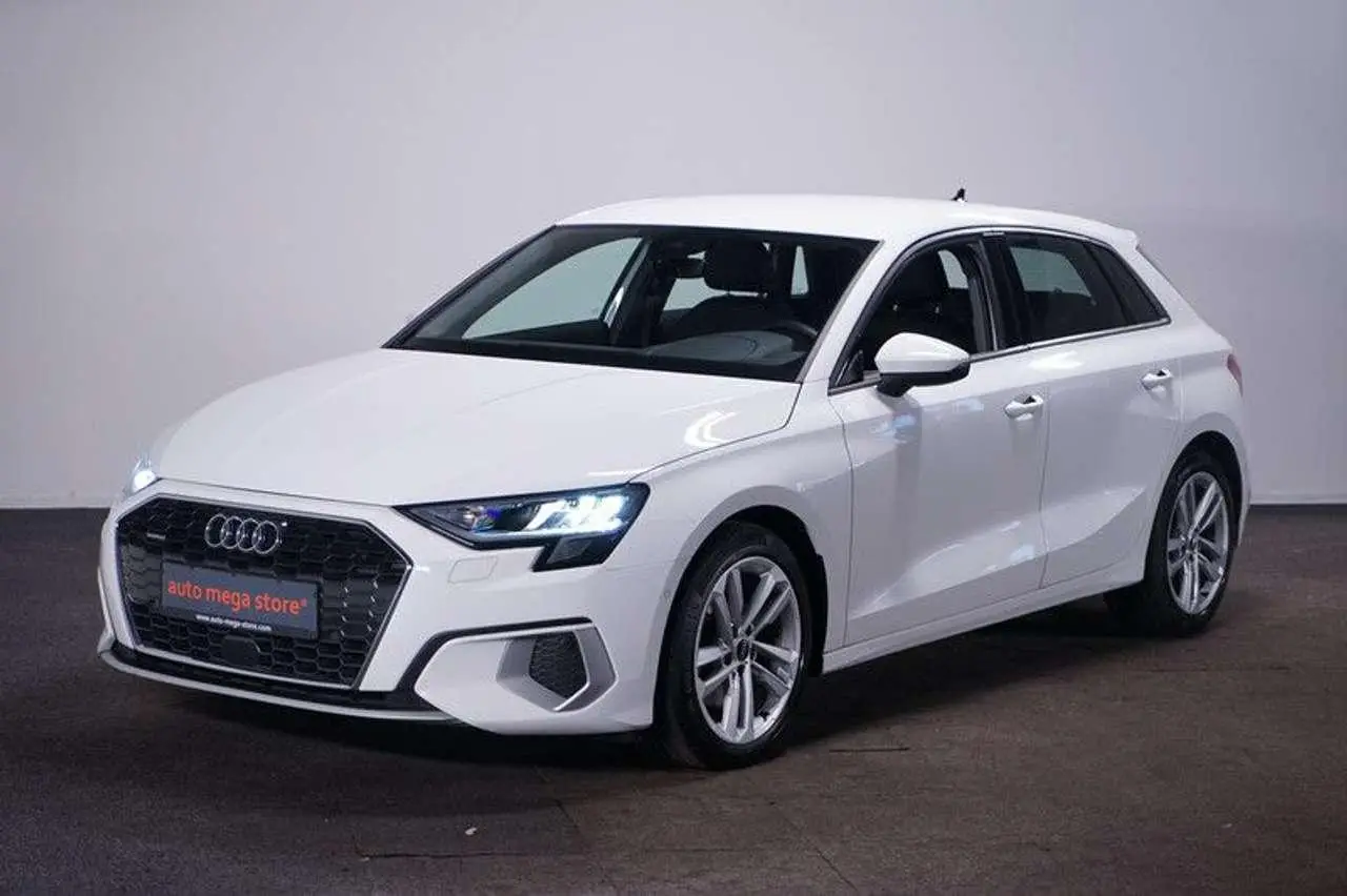 Photo 1 : Audi A3 2021 Diesel