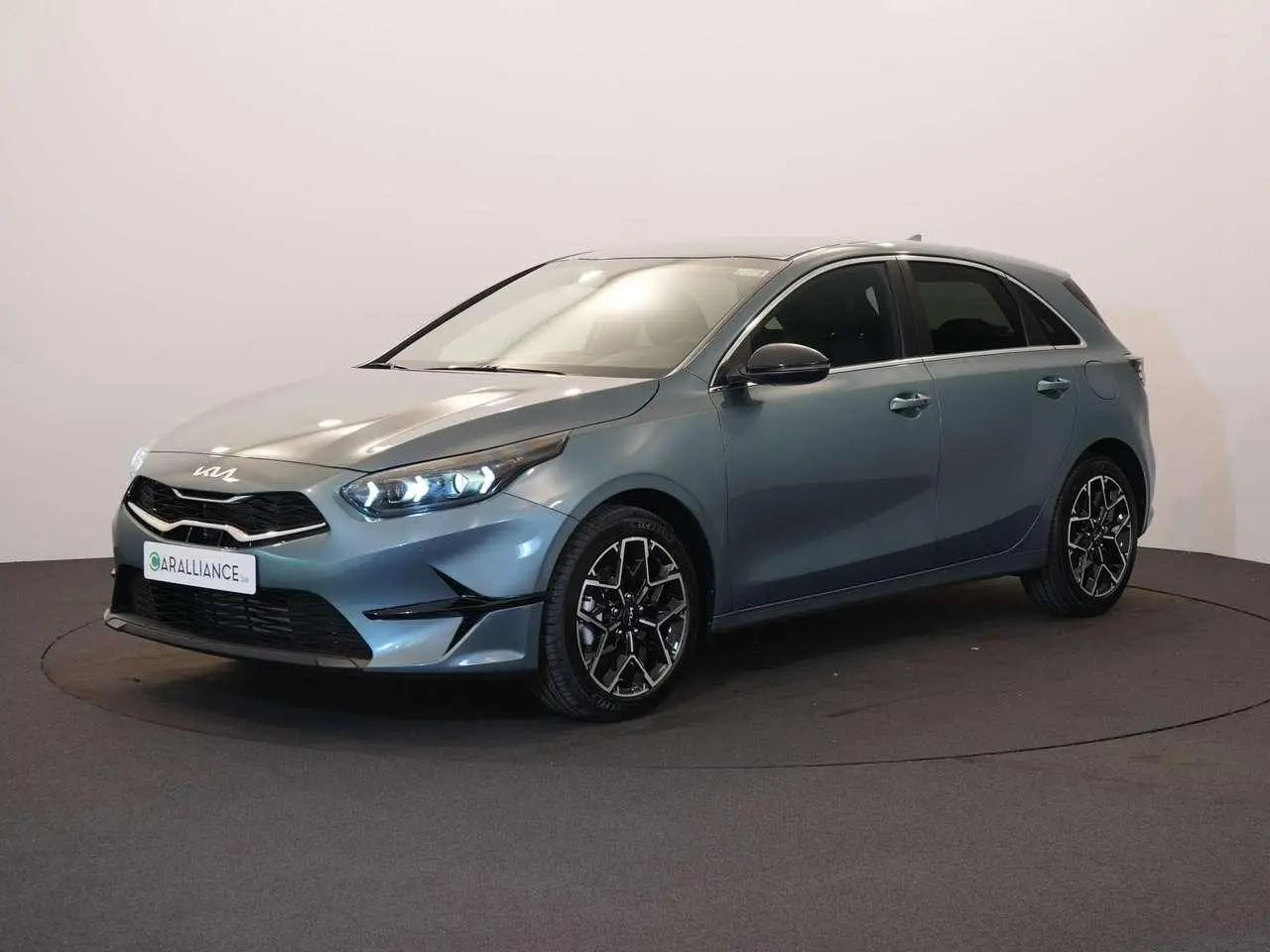 Photo 1 : Kia Ceed 2024 Petrol