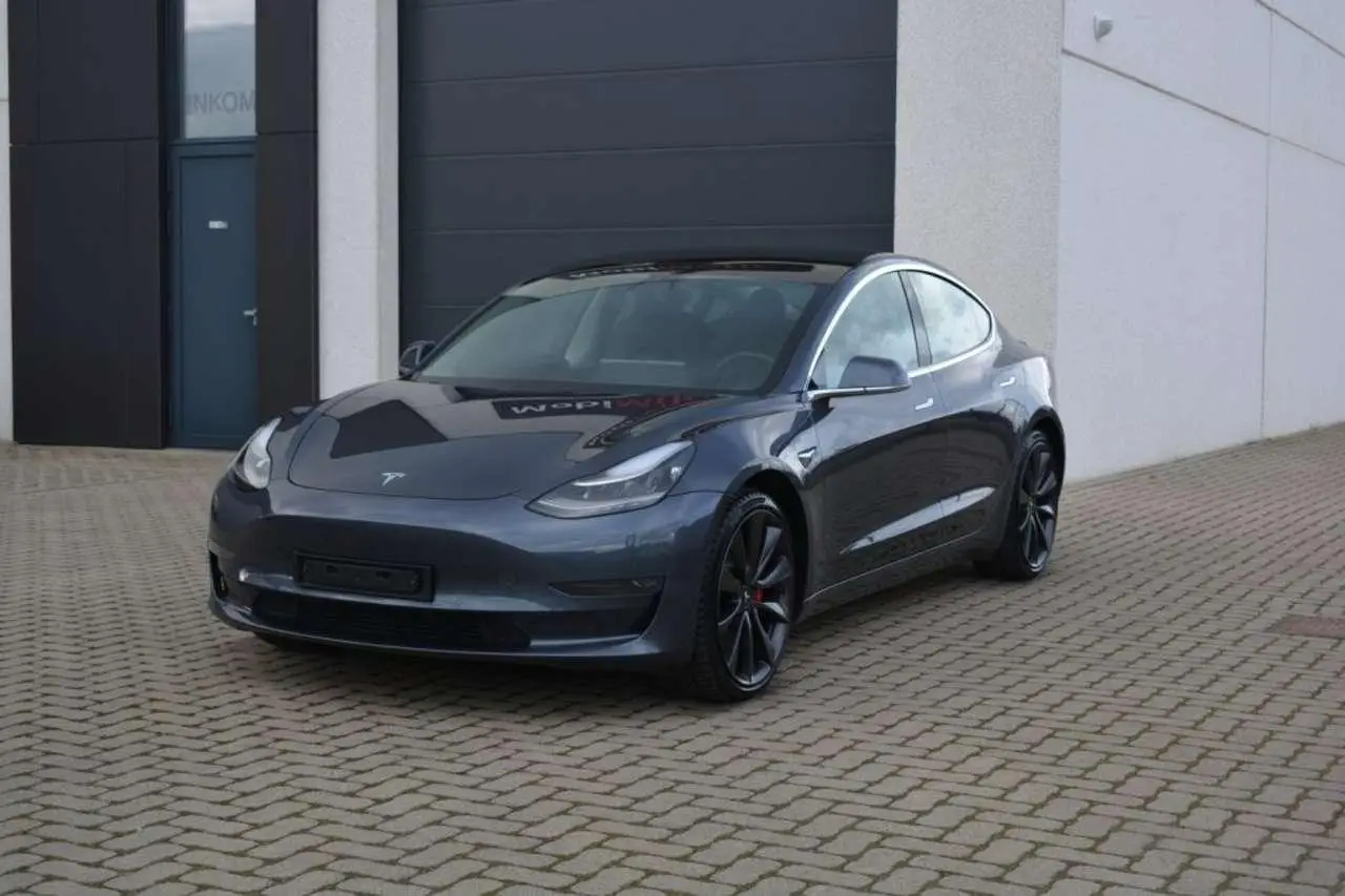 Photo 1 : Tesla Model 3 2020 Électrique