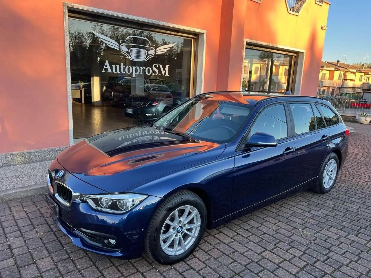 Photo 1 : Bmw Serie 3 2018 Diesel