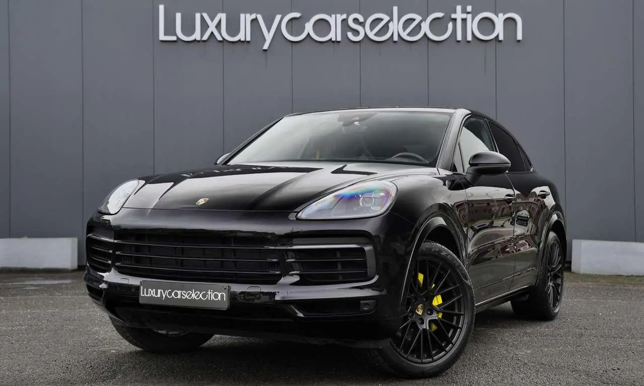 Photo 1 : Porsche Cayenne 2019 Essence