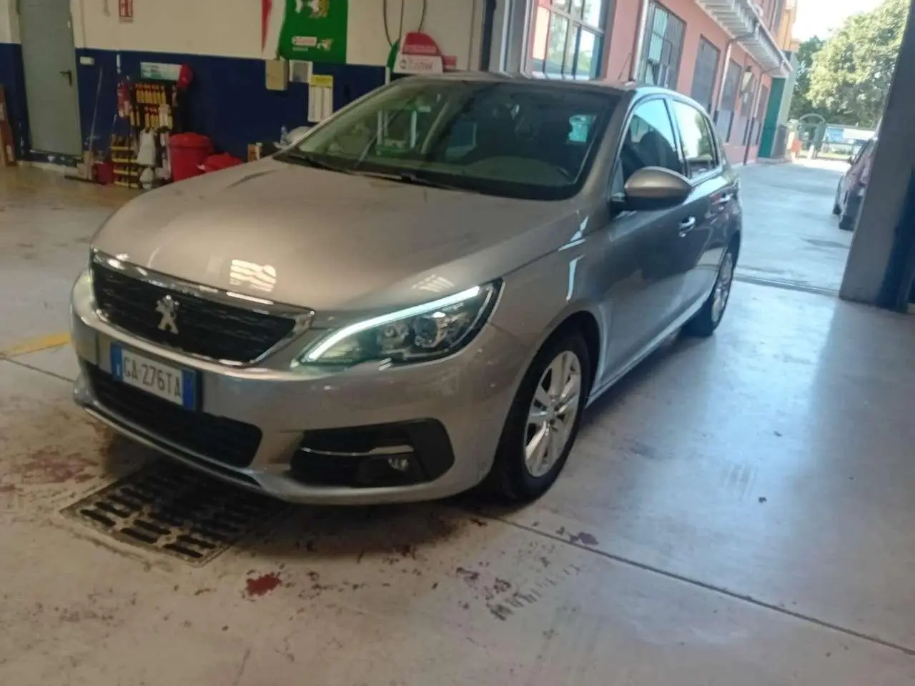 Photo 1 : Peugeot 308 2020 Diesel