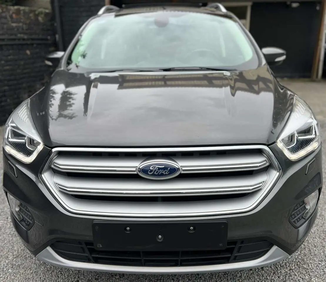 Photo 1 : Ford Kuga 2018 Essence