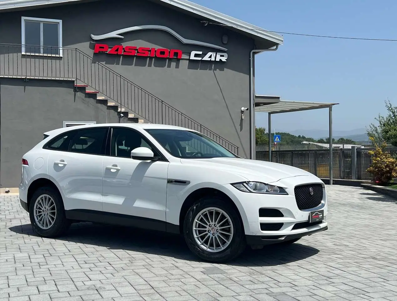 Photo 1 : Jaguar F-pace 2018 Diesel