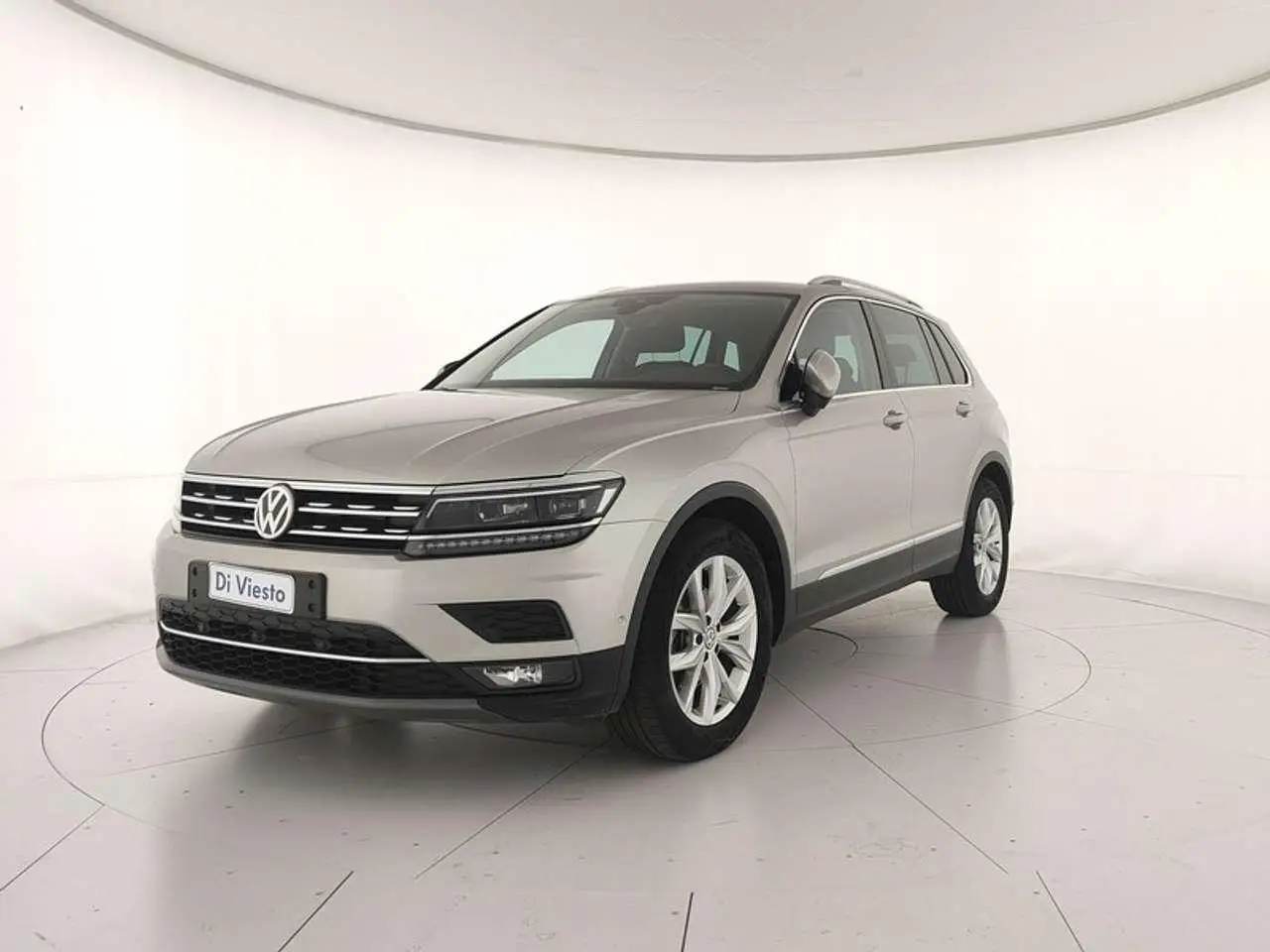 Photo 1 : Volkswagen Tiguan 2020 Petrol