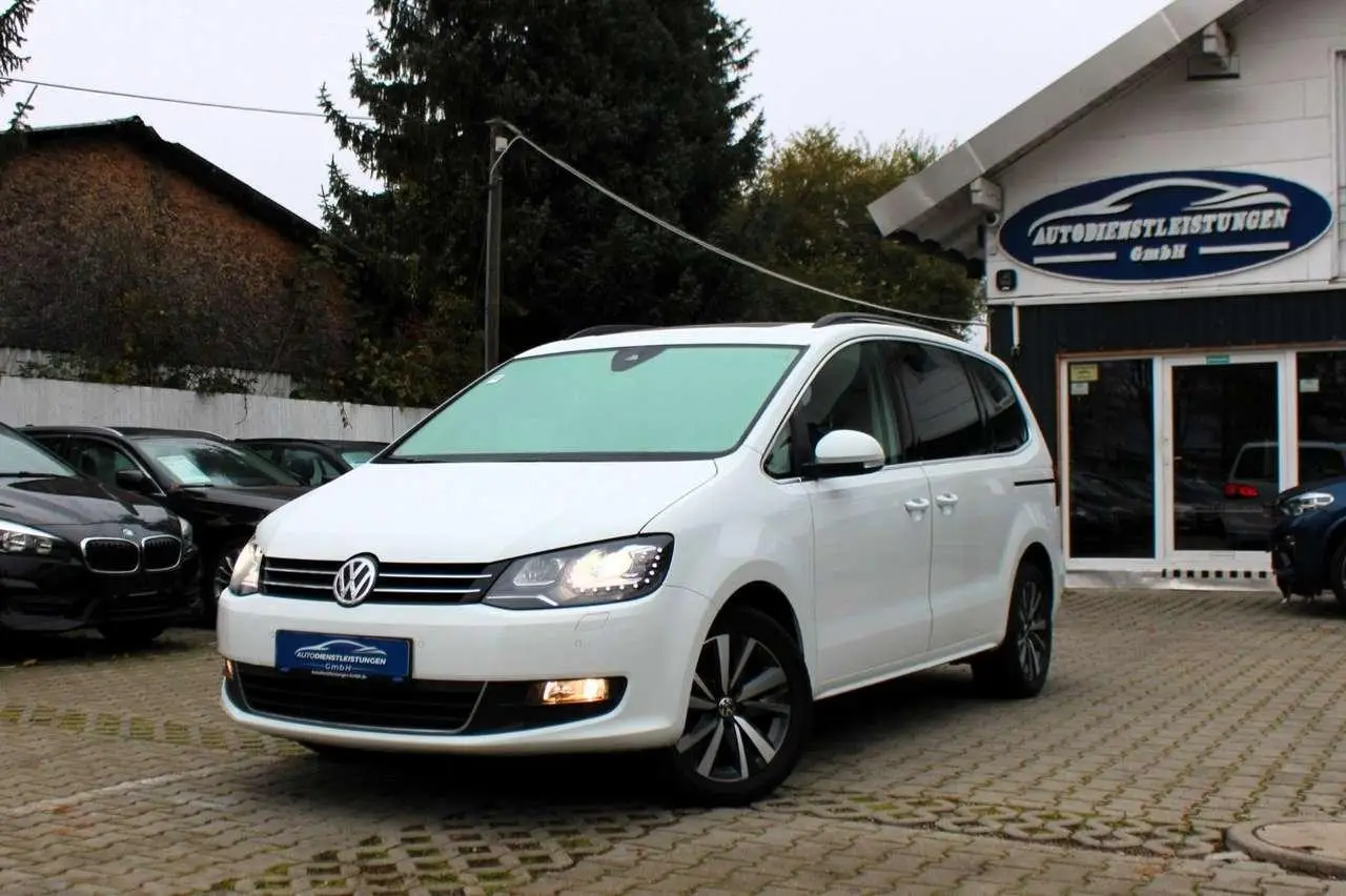 Photo 1 : Volkswagen Sharan 2022 Petrol