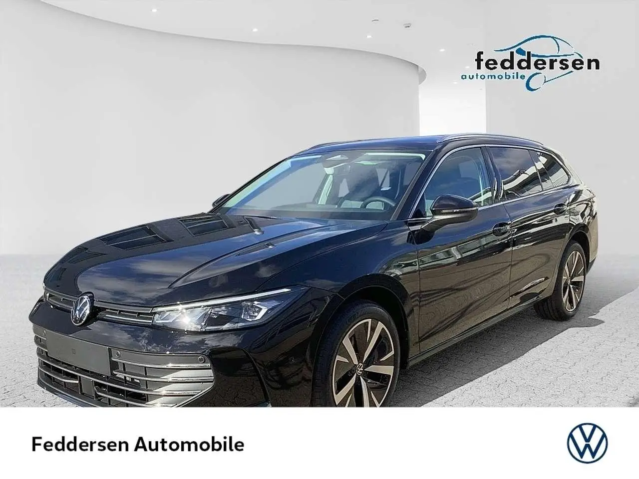 Photo 1 : Volkswagen Passat 2024 Petrol