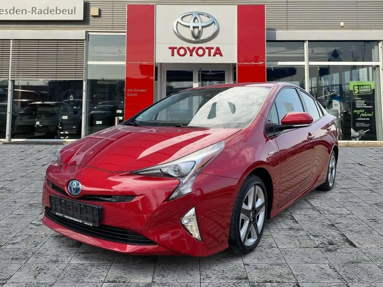 Photo 1 : Toyota Prius 2017 Hybride