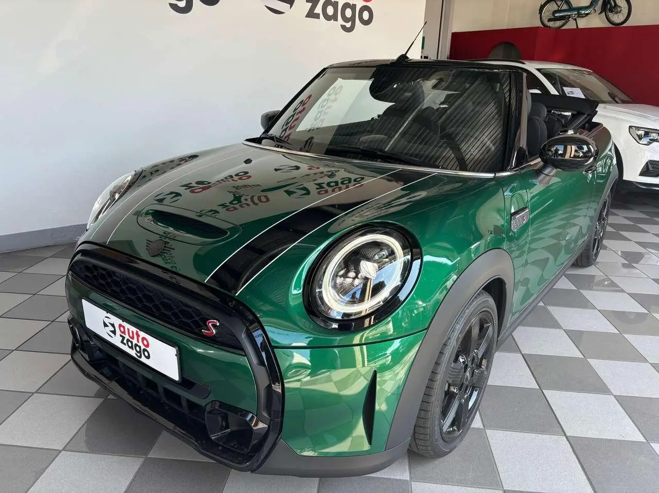 Photo 1 : Mini Cooper 2023 Essence