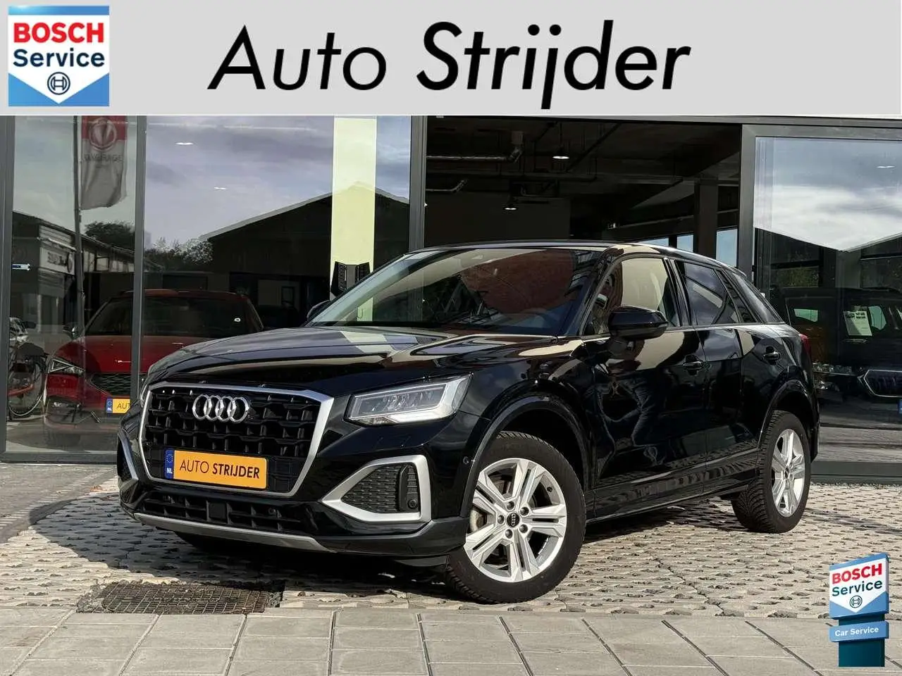 Photo 1 : Audi Q2 2023 Petrol