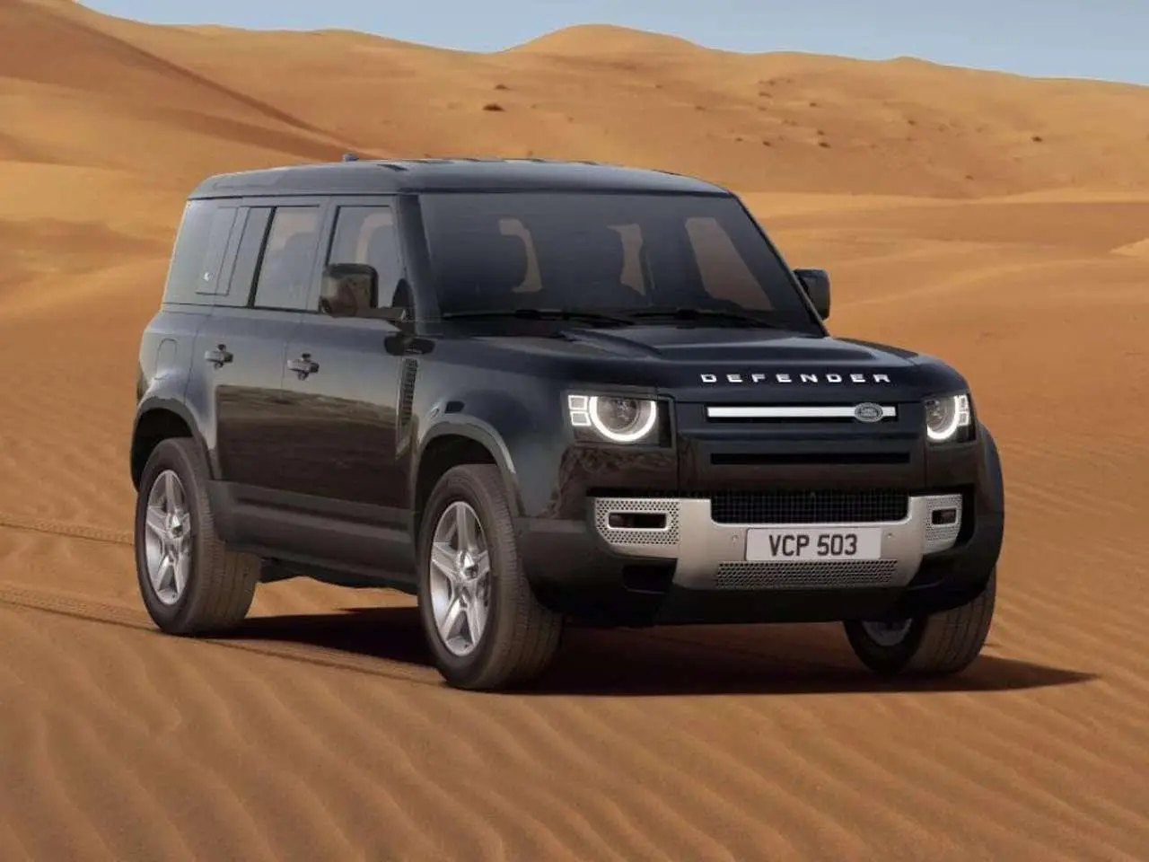 Photo 1 : Land Rover Defender 2024 Hybride