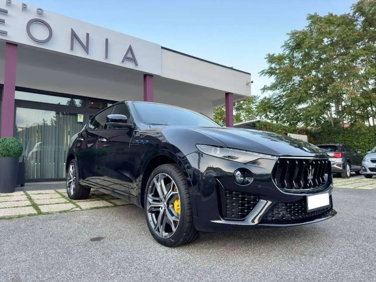 Photo 1 : Maserati Levante 2023 Hybride