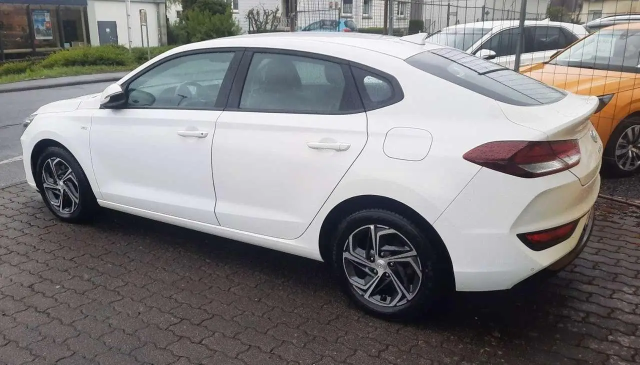 Photo 1 : Hyundai I30 2021 Diesel