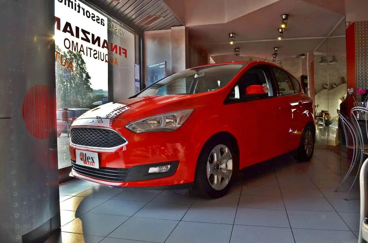 Photo 1 : Ford C-max 2016 Petrol